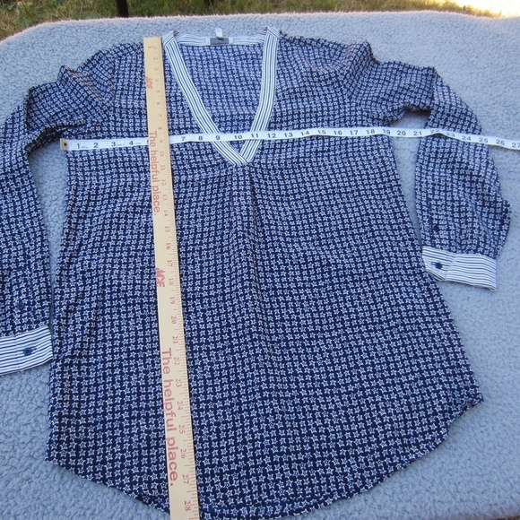 Joie Blouse Women's XS 100% Silk V-Neck Navy Star Carven Tunic Pullover - Picture 9 of 14